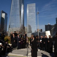 Τελετή τοποθέτησης του σταυρού στο ναό του Αγίου Νικολάου στο Σημείο Μηδέν Τελετή τοποθέτησης του σταυρού στο ναό του Αγίου Νικολάου στο Σημείο Μηδέν