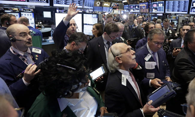 Επιστροφή στα κέρδη για τη Wall Street μετά το «τεχνολογικό» sell off