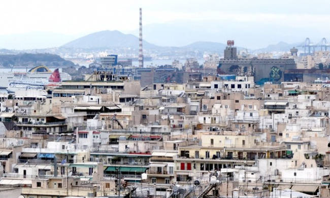Ανησυχία και κλειστά σχολεία σε Κερατσίνι και Πειραιά λόγω… δυσοσμίας