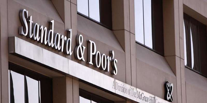 Η S&P αναβάθμισε την Ελλάδα σε «B+» από «B» Η S&P αναβάθμισε την Ελλάδα σε «B+» από «B»