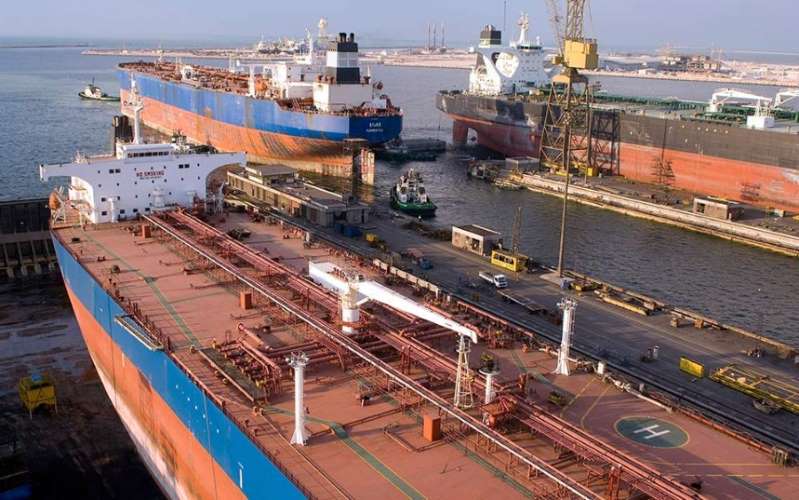 Πρώτοι και στις πωλήσεις πλοίων οι Έλληνες εφοπλιστές με εισπράξεις $2 δισ. το 2018 Πρώτοι και στις πωλήσεις πλοίων οι Έλληνες εφοπλιστές με εισπράξεις $2 δισ. το 2018