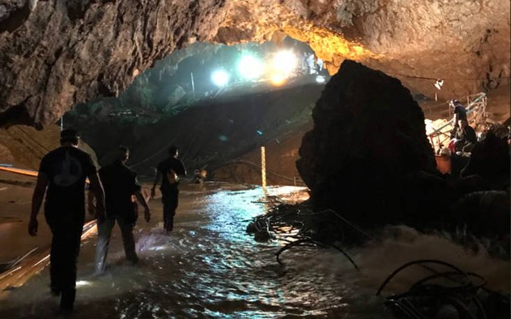 Ολοκληρώθηκε ο απεγκλωβισμός των παιδιών και του προπονητή στην Ταϊλάνδη Ολοκληρώθηκε ο απεγκλωβισμός των παιδιών και του προπονητή στην Ταϊλάνδη
