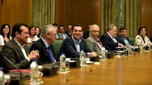 Σενάρια ανασχηματισμού – Οι βουλευτές του ΣΥΡΙΖΑ αξιολογούν τους υπουργούς