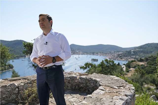 Η Ιθάκη και οι «διακοπές του κόσμου» καθυστερούν τον ανασχηματισμό