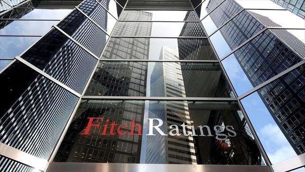 Fitch: Αναβάθμιση της Ελλάδας σε «ΒΒ-» Fitch: Αναβάθμιση της Ελλάδας σε «ΒΒ-»