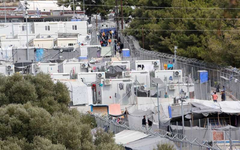 Ηρθαν 27.923 μετανάστες και πρόσφυγες, έφυγαν 177
