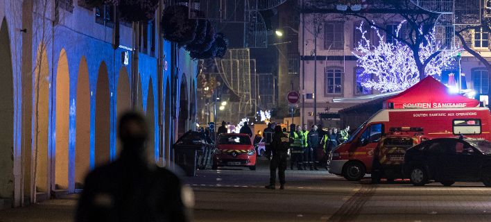Τρομοκρατική επίθεση στο Στρασβούργο: 3 νεκροί, άφαντος ο δράστης Τρομοκρατική επίθεση στο Στρασβούργο: 3 νεκροί, άφαντος ο δράστης