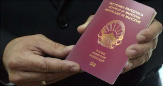 Τα Σκόπια αγόρασαν 240.000 νέα διαβατήρια με το όνομα «Δημοκρατία της Μακεδονίας»