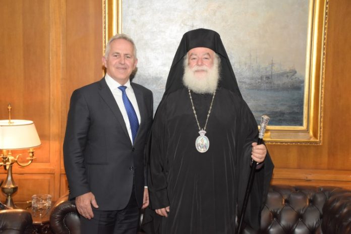 Συνάντηση Αποστολάκη με τον Πατριάρχη Αλεξανδρείας