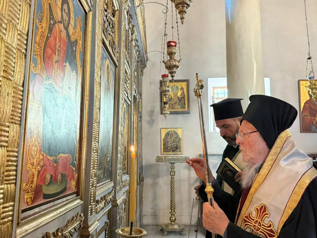 Η στήριξη του Οικουμενικού Πατριαρχείου στον Αρχιεπίσκοπο Σινά είναι αψυχολόγητη και υποκριτική: Eτοιμάζεται να δεθεί χειροπόδαρα η ιστορική Μονή του Σινά στην Αίγυπτο… Η στήριξη του Οικουμενικού Πατριαρχείου στον Αρχιεπίσκοπο Σινά είναι αψυχολόγητη και υποκριτική: Eτοιμάζεται να δεθεί χειροπόδαρα η ιστορική Μονή του Σινά στην Αίγυπτο…