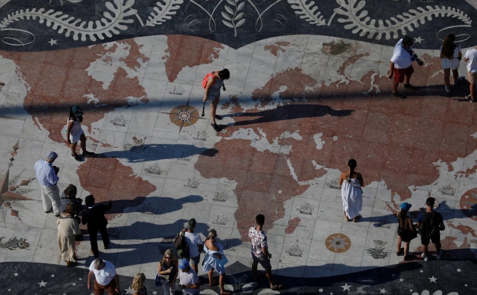Οι παγκόσμιοι χάρτες απεικονίζουν με λάθος τρόπο το μέγεθος της Αφρικής: Χαρτογράφοι εξηγούν γιατί Οι παγκόσμιοι χάρτες απεικονίζουν με λάθος τρόπο το μέγεθος της Αφρικής: Χαρτογράφοι εξηγούν γιατί